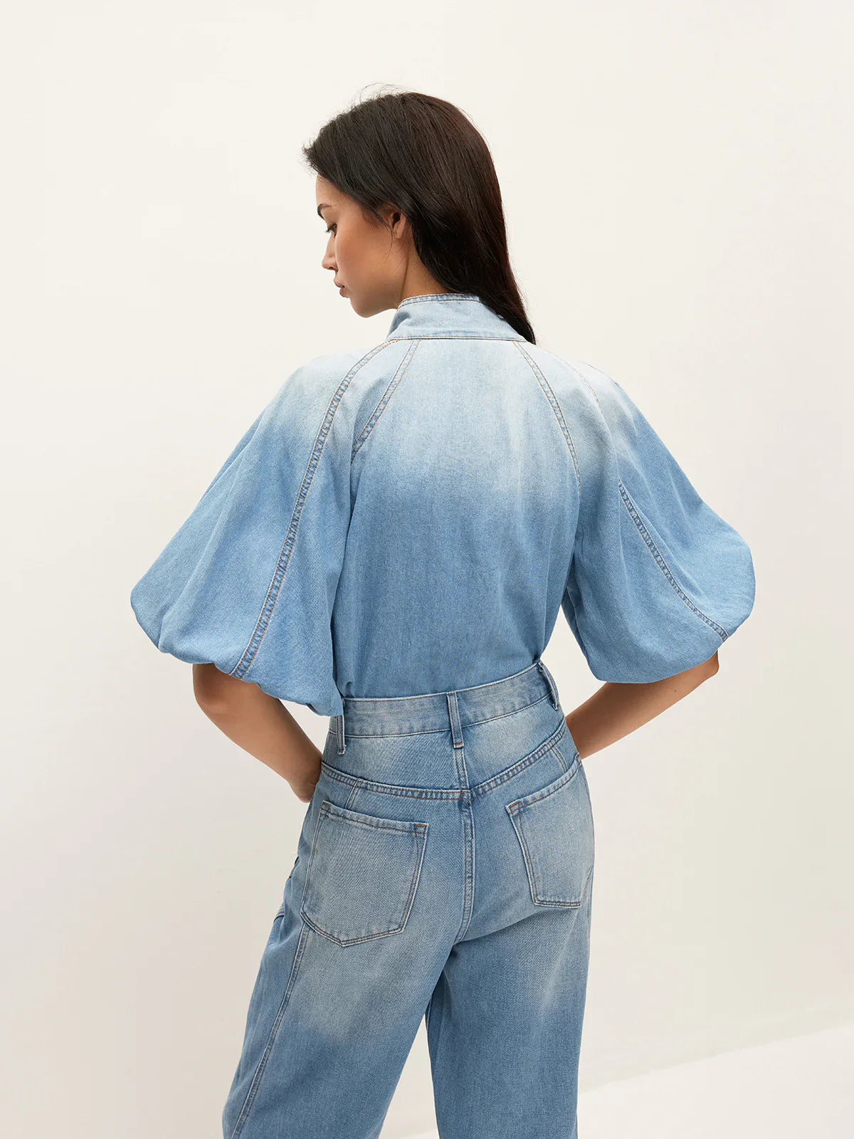 Haut en jean à manches bouffantes avec nœud